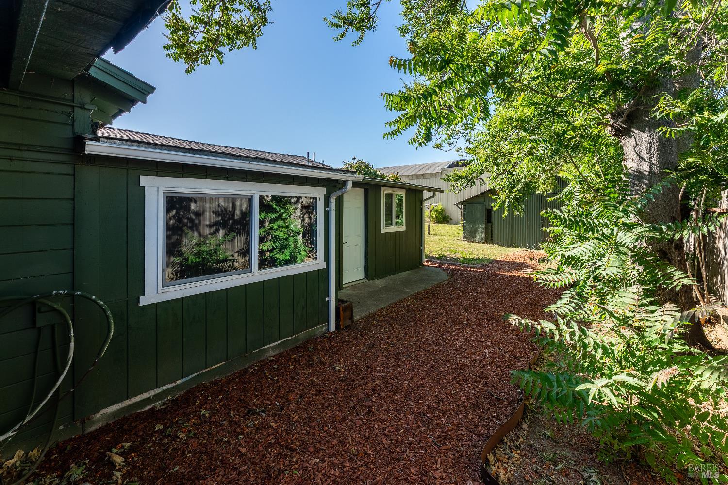 160 Thomas Street Ukiah CA 95482