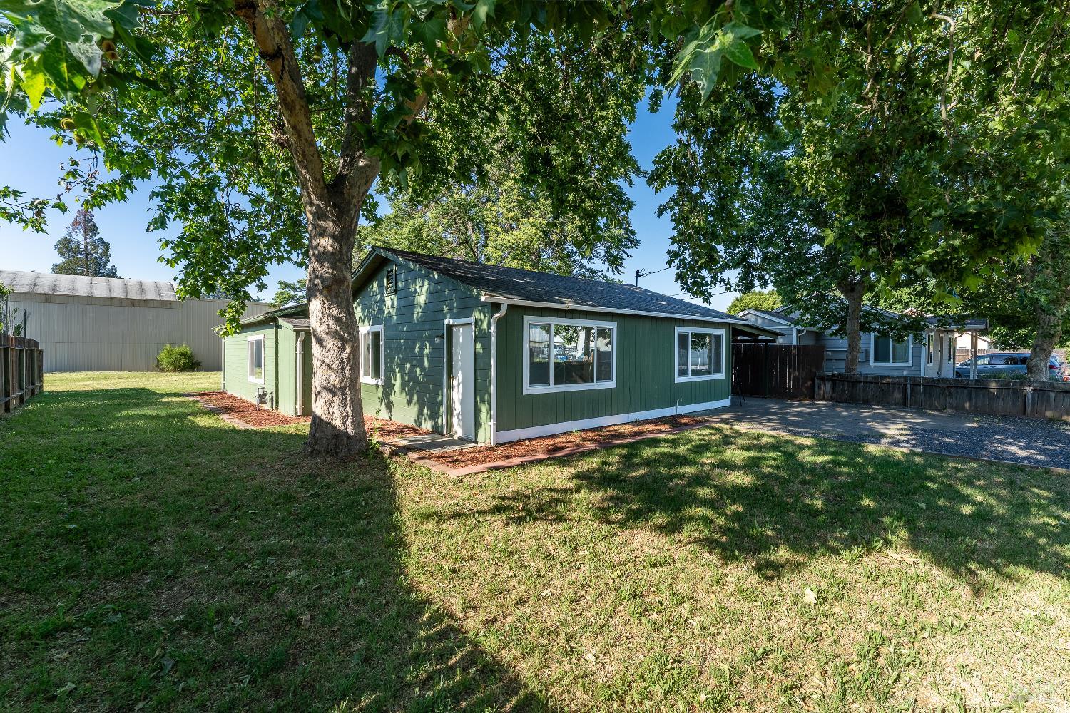 160 Thomas Street Ukiah CA 95482