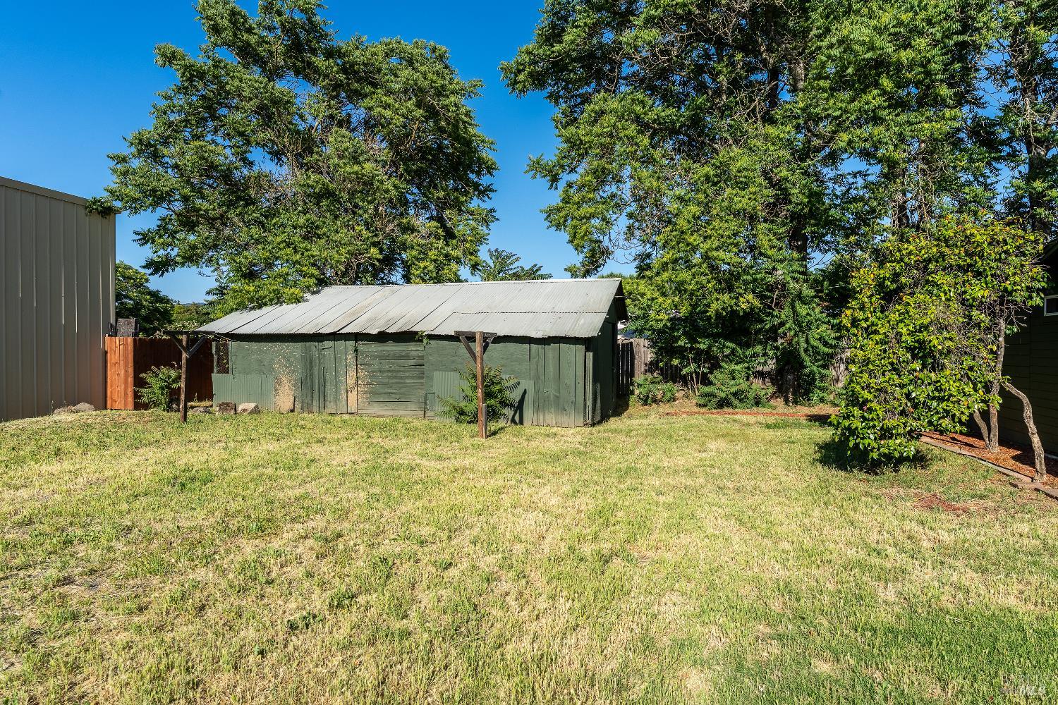 160 Thomas Street Ukiah CA 95482