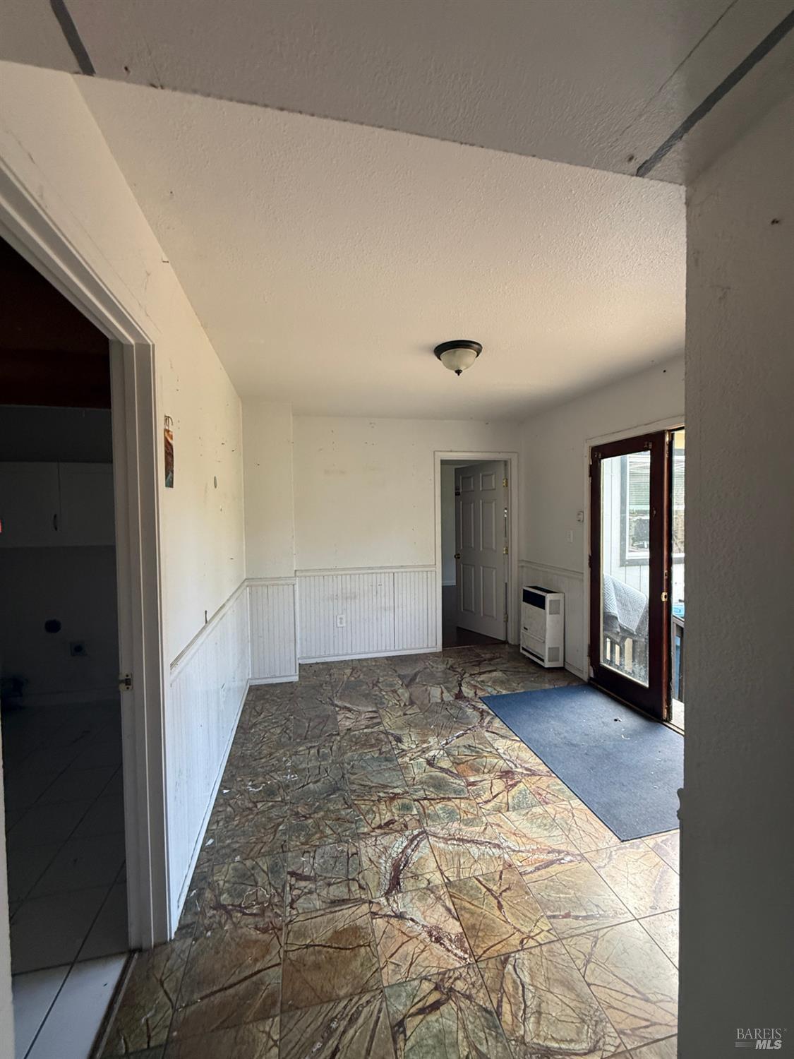 36 Alta Loma Benicia CA 90045