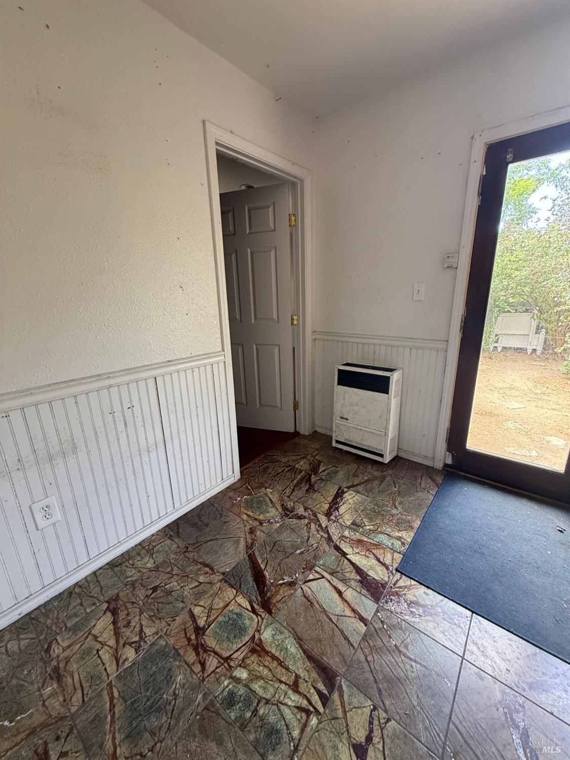 36 Alta Loma Benicia CA 90045