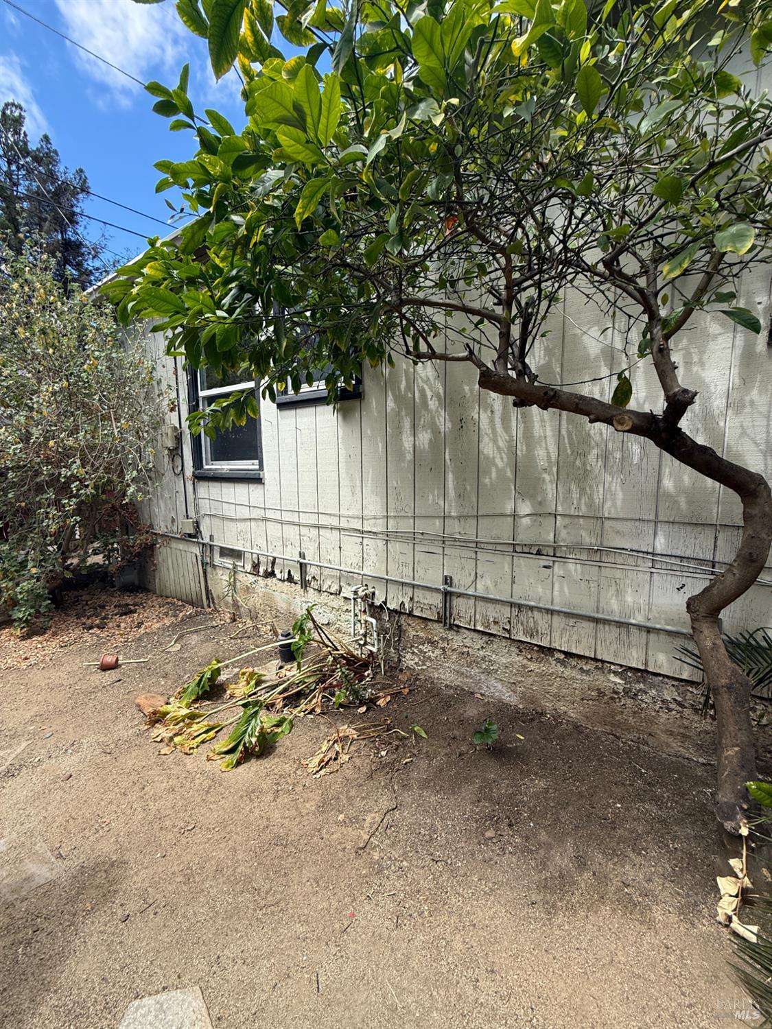 36 Alta Loma Benicia CA 90045