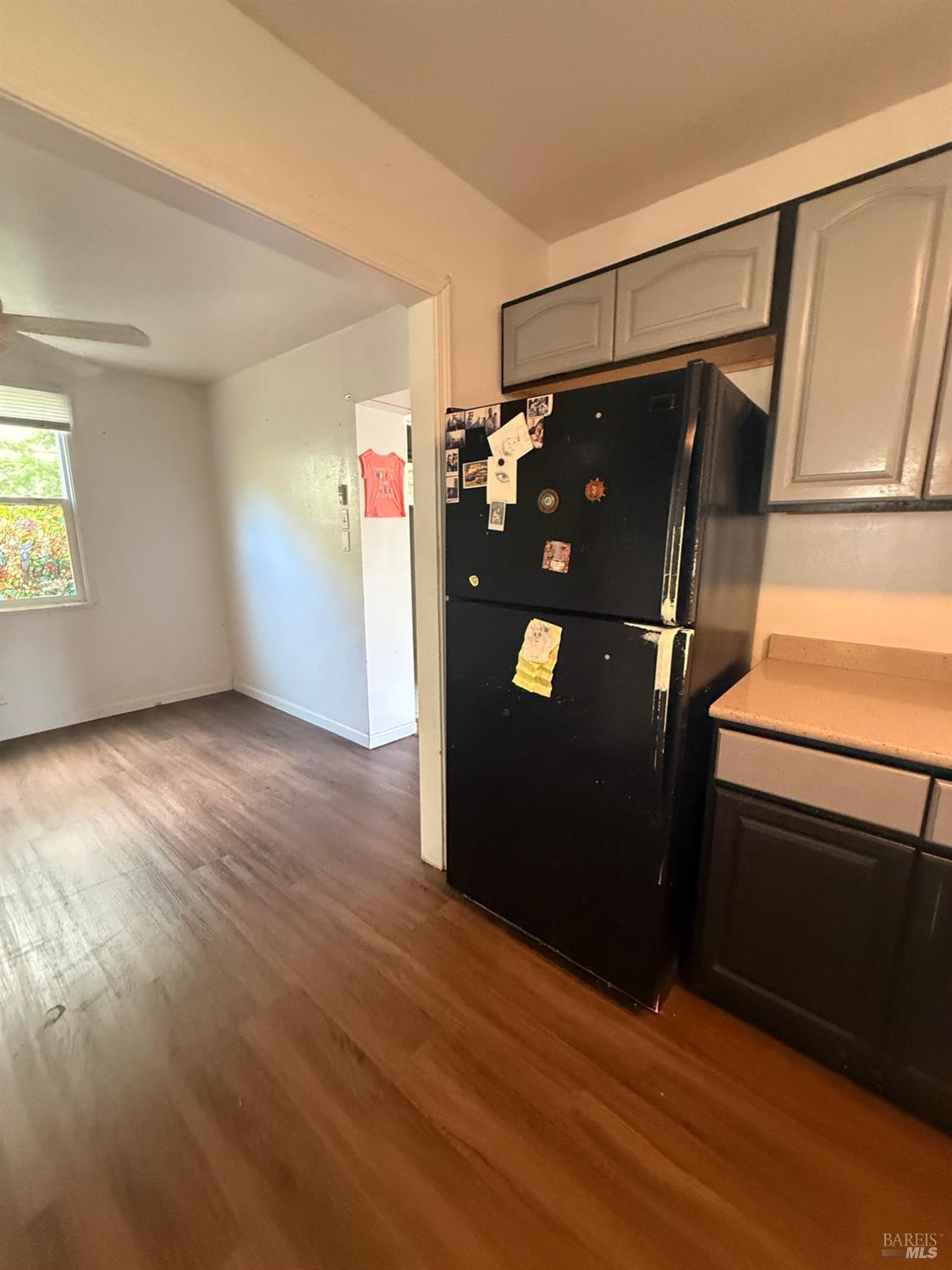 36 Alta Loma Benicia CA 90045
