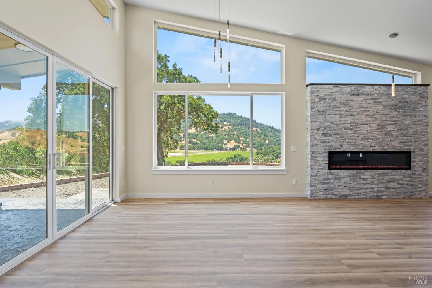 868 Sanel Drive Ukiah CA 95482