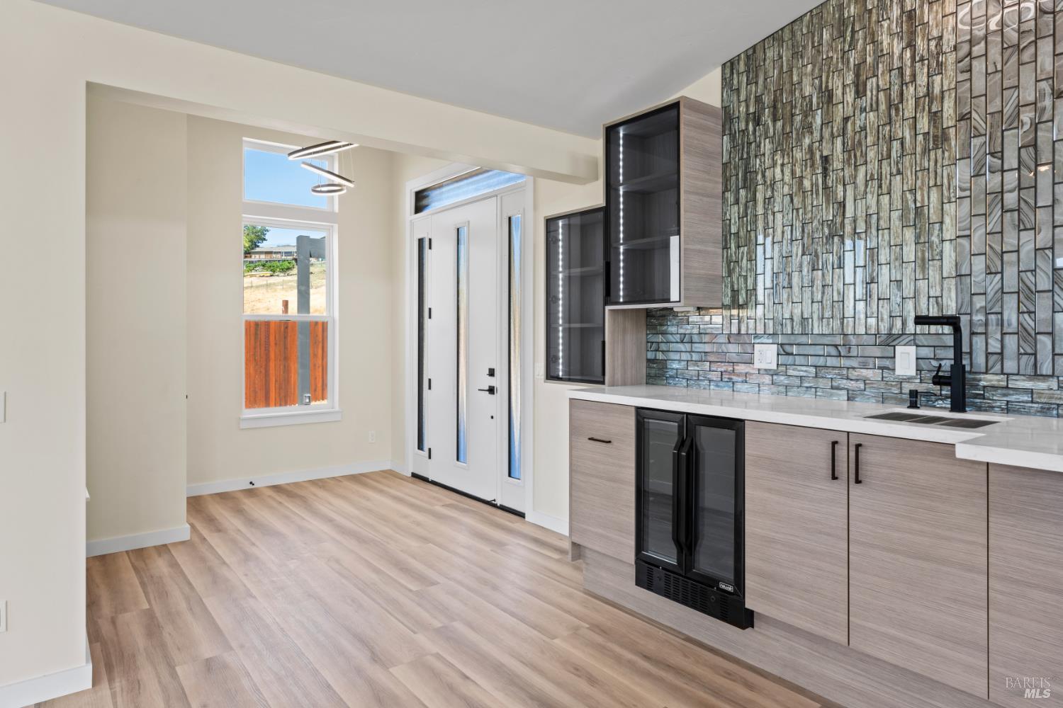868 Sanel Drive Ukiah CA 95482
