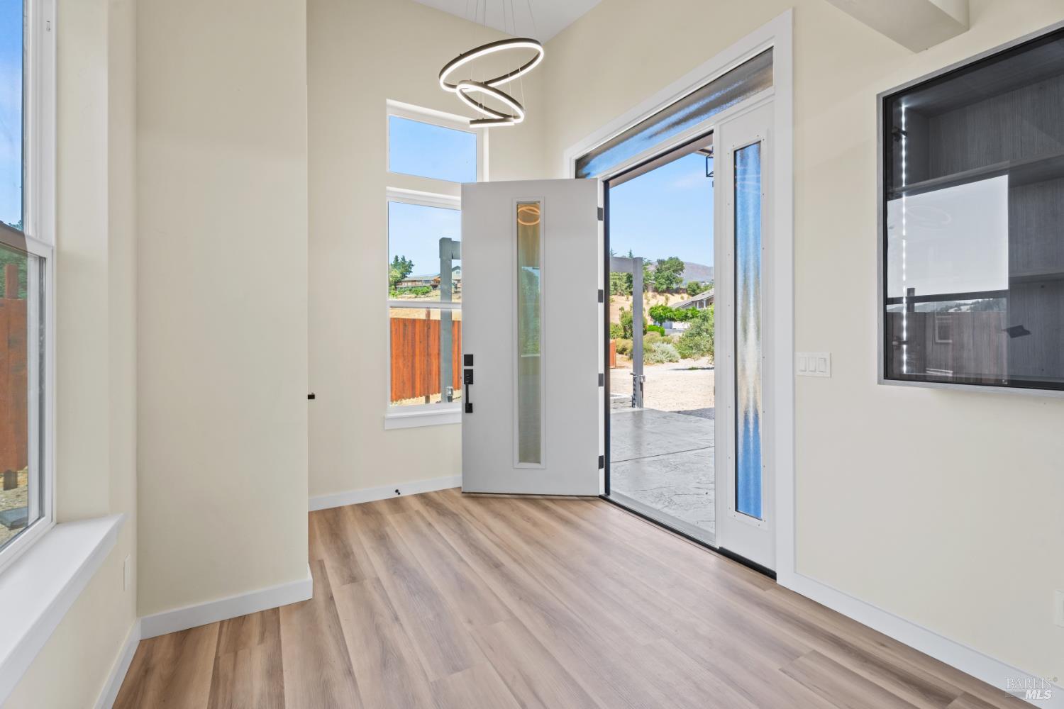 868 Sanel Drive Ukiah CA 95482