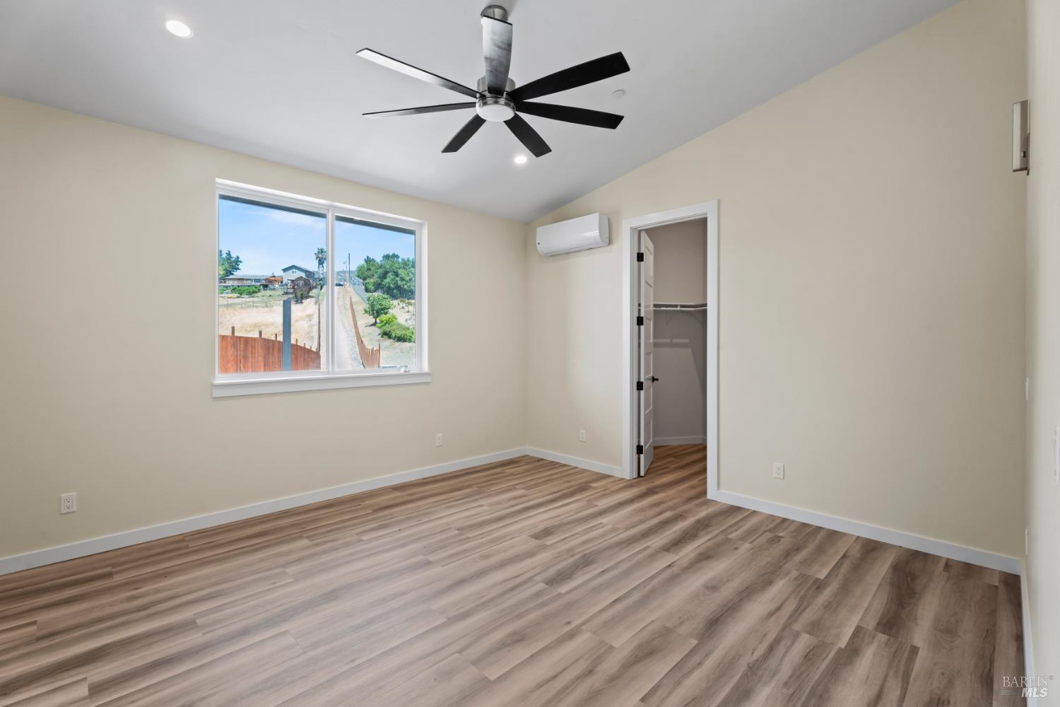 868 Sanel Drive Ukiah CA 95482
