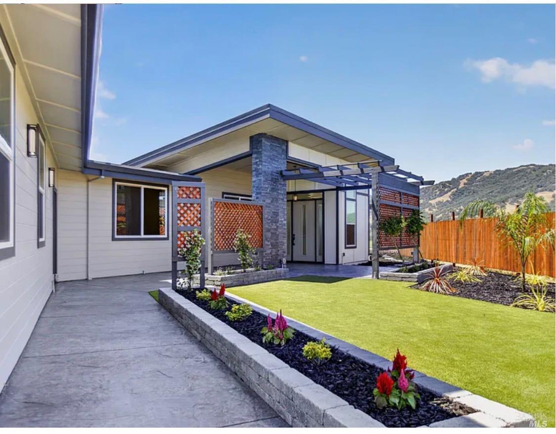 868 Sanel Drive Ukiah CA 95482