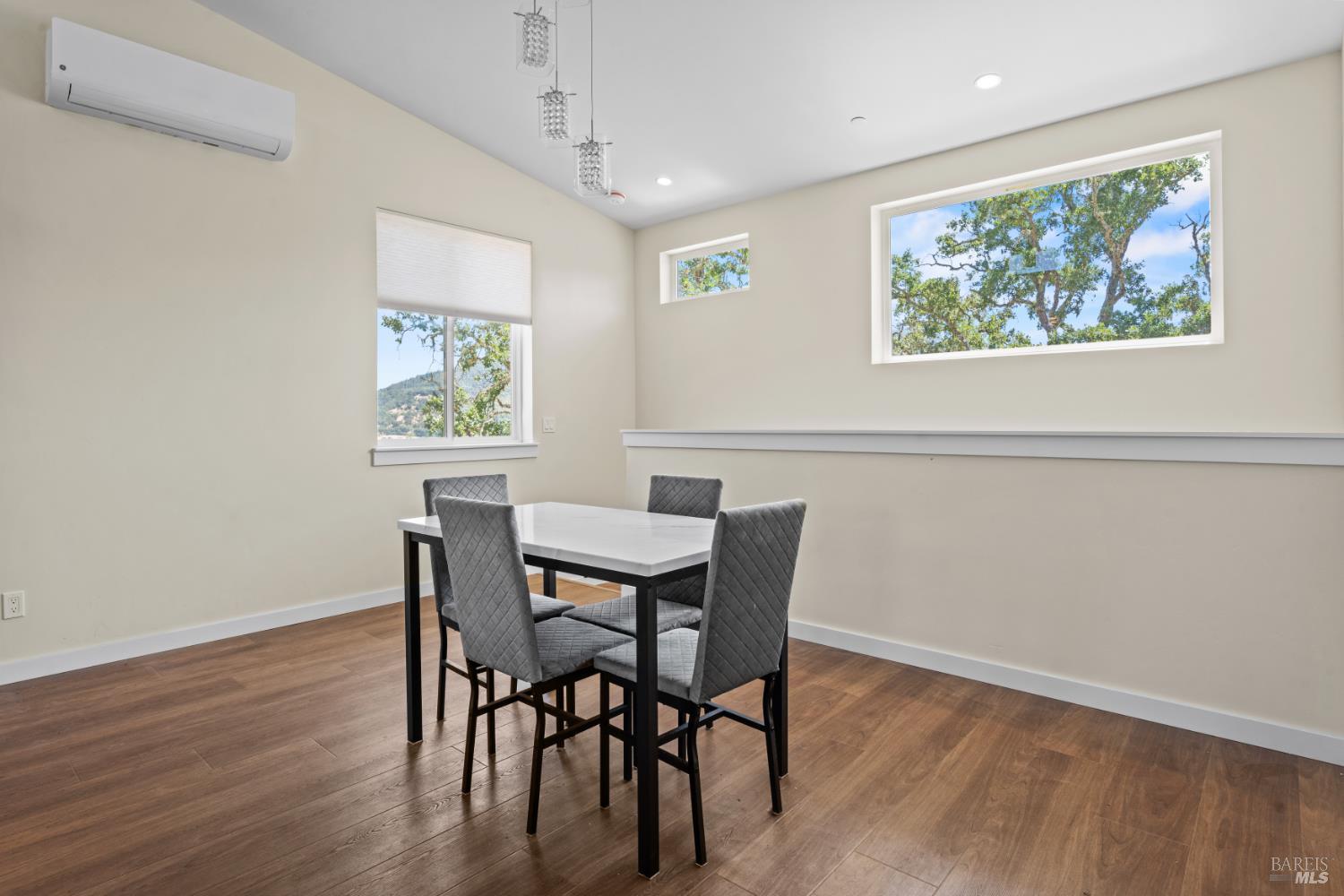 868 Sanel Drive Ukiah CA 95482
