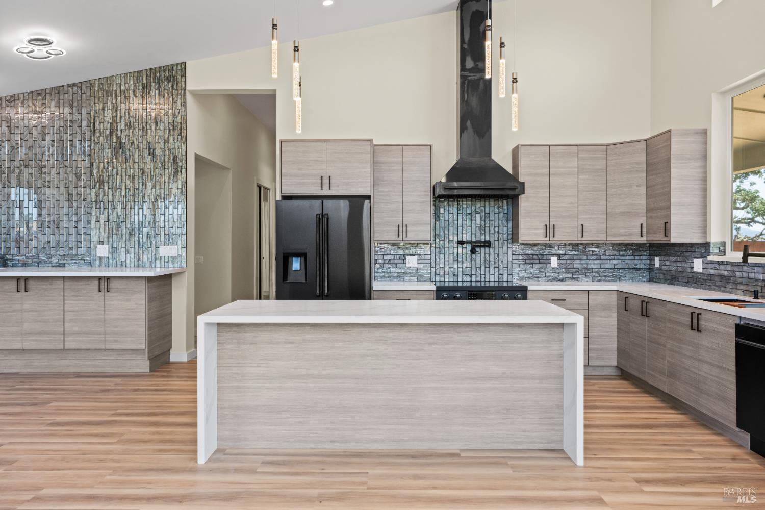 868 Sanel Drive Ukiah CA 95482