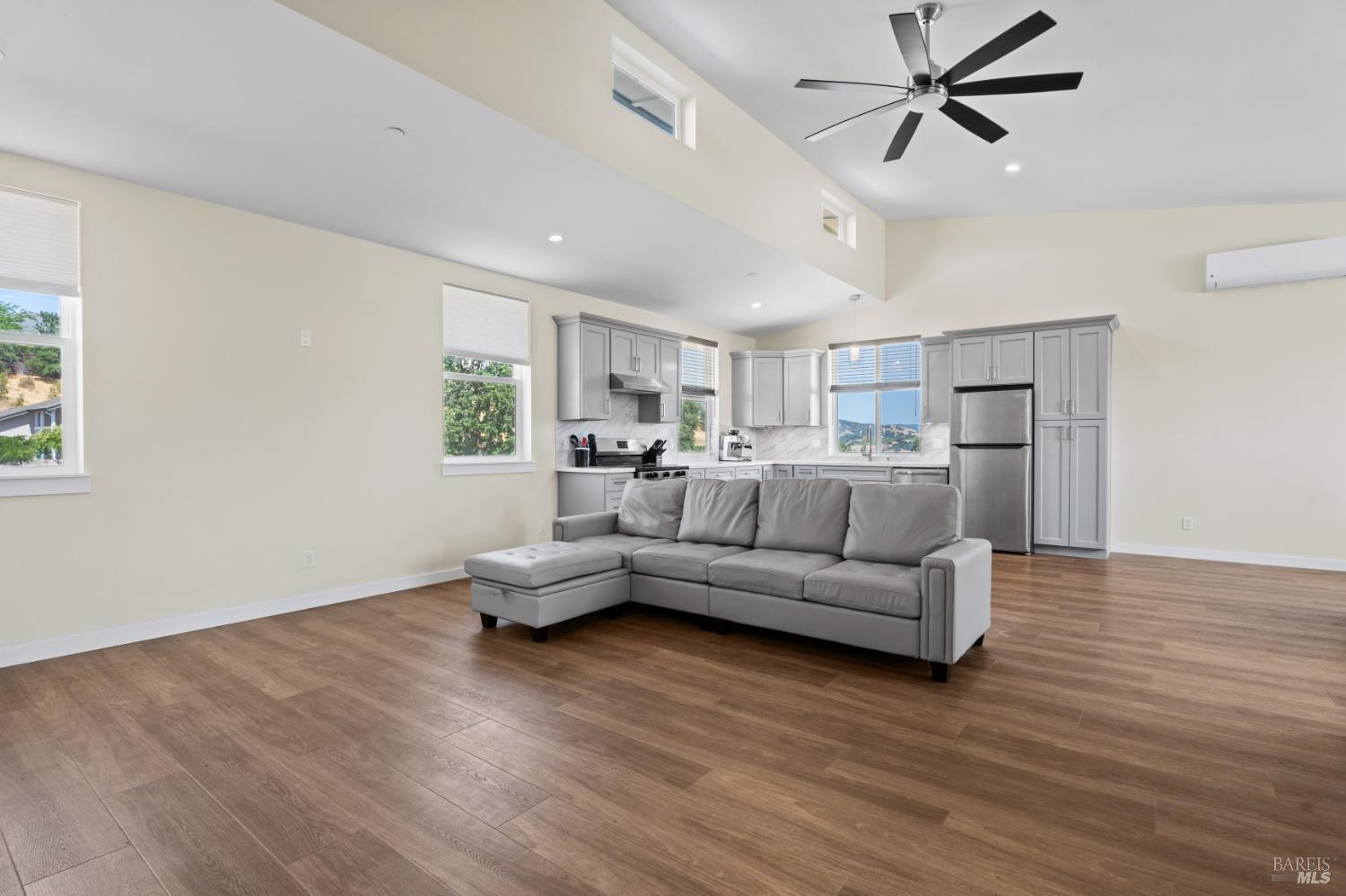 868 Sanel Drive Ukiah CA 95482