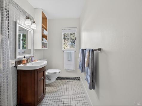 445 Marshall Avenue Petaluma CA 94952