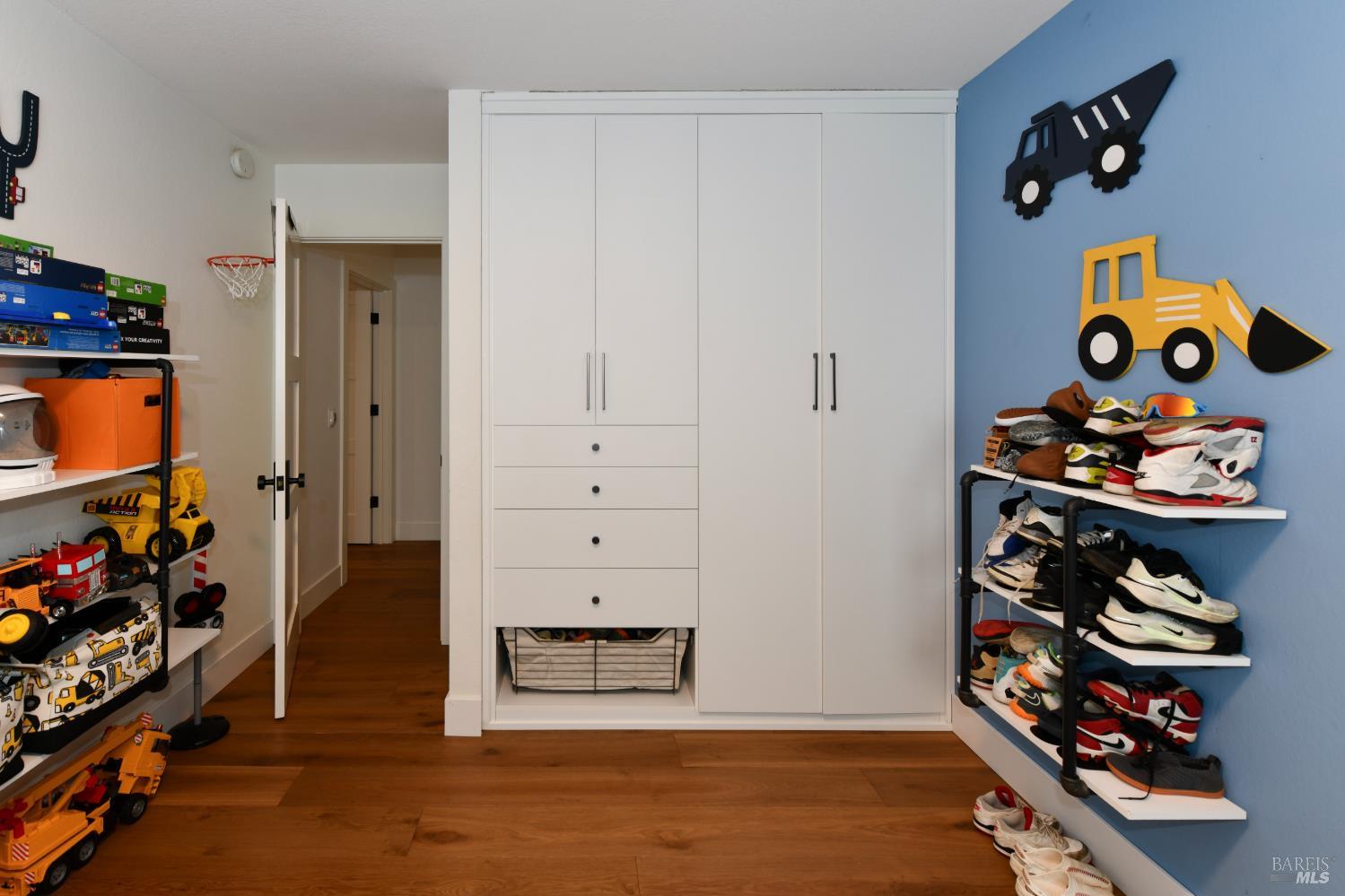 3438 Meadowbrook Court Napa CA 94558