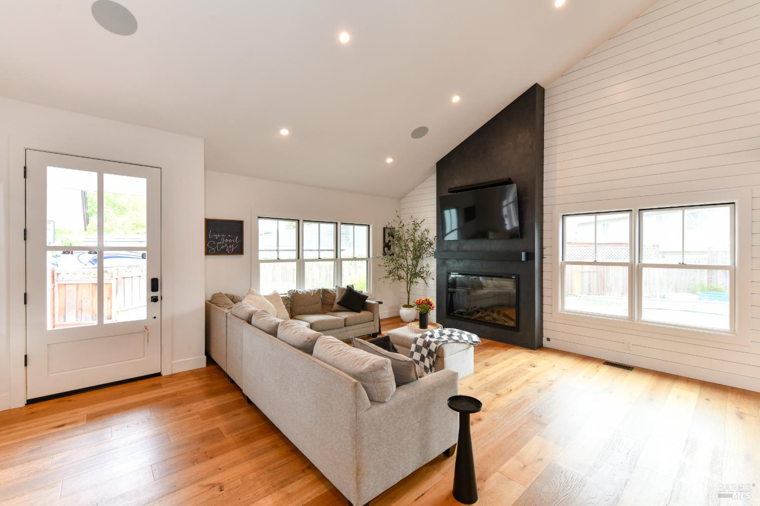 3438 Meadowbrook Court Napa CA 94558