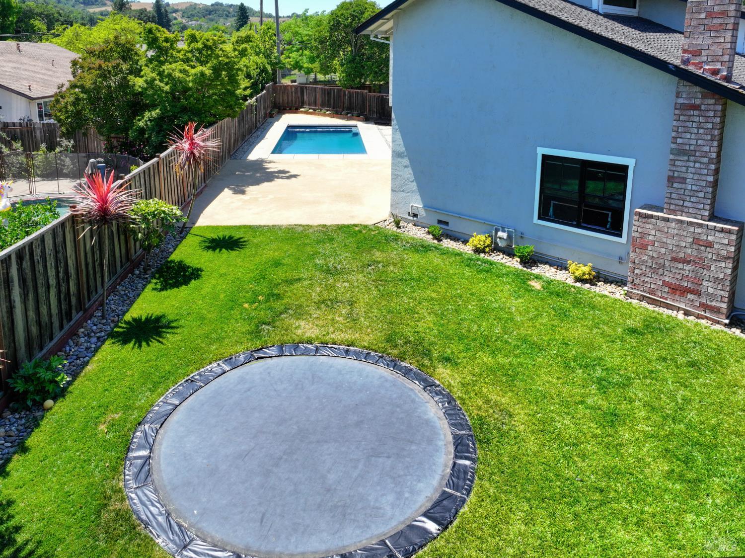 3438 Meadowbrook Court Napa CA 94558