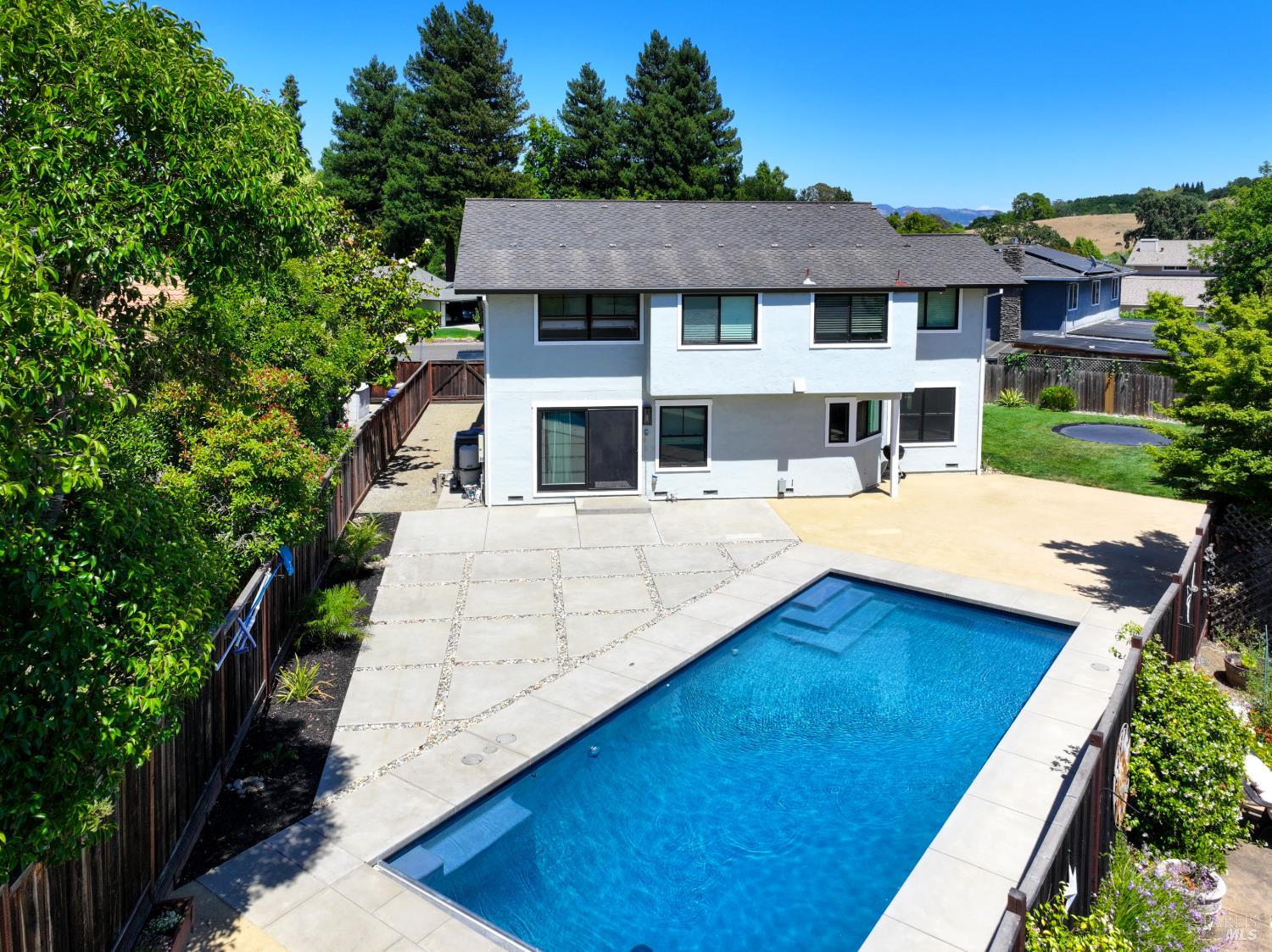 3438 Meadowbrook Court Napa CA 94558