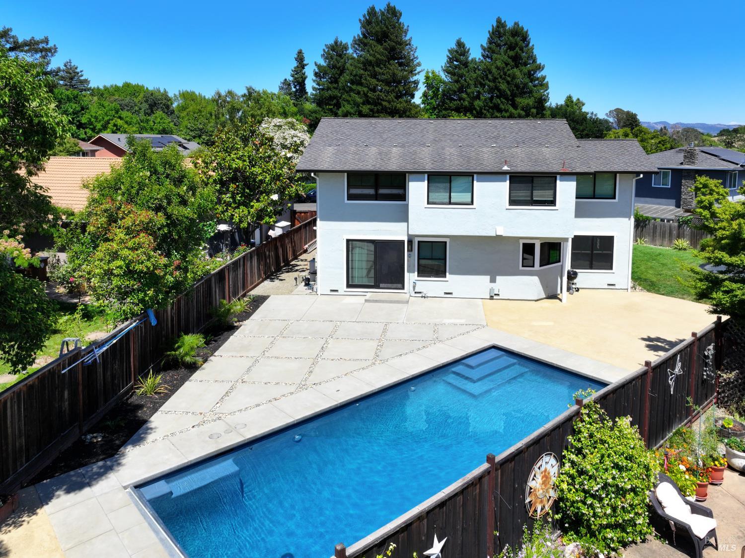3438 Meadowbrook Court Napa CA 94558