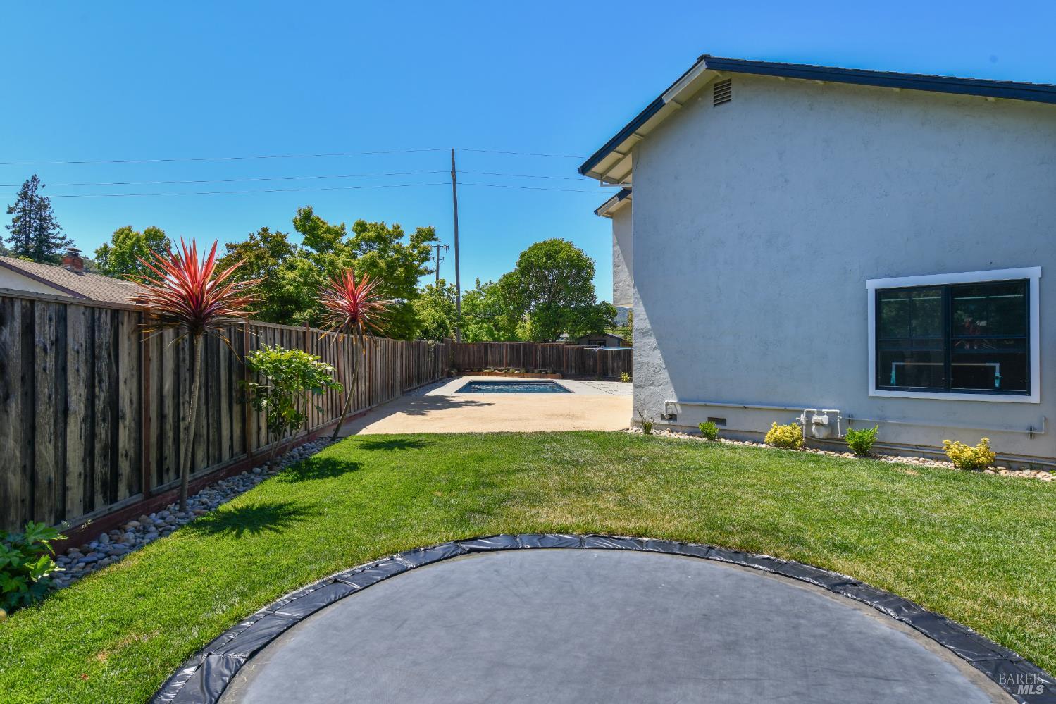 3438 Meadowbrook Court Napa CA 94558