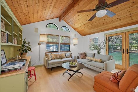 246 Zinfandel Road Healdsburg CA 95448