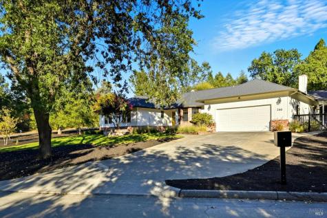 246 Zinfandel Road Healdsburg CA 95448