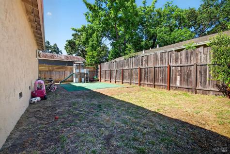 1481 North Street Santa Rosa CA 95404