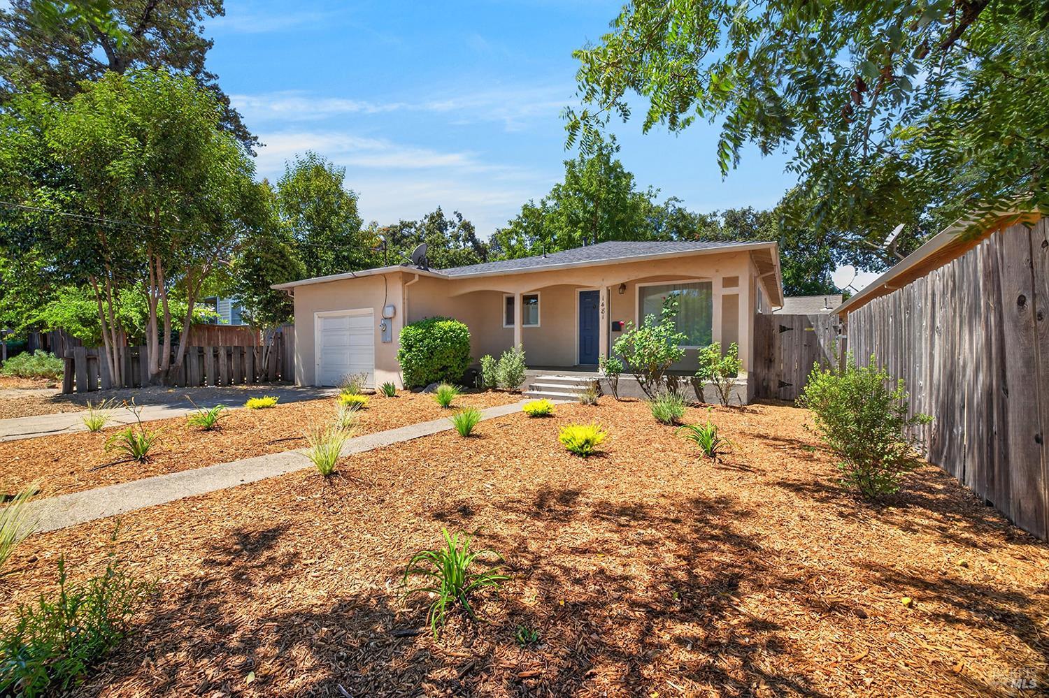 1481 North Street Santa Rosa CA 95404