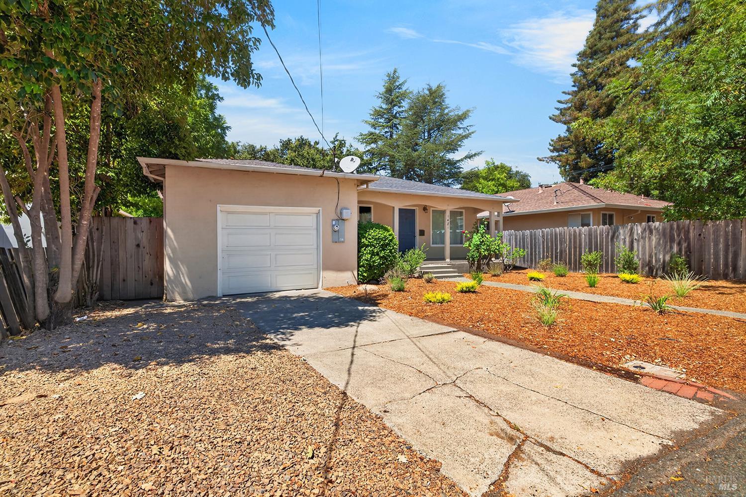 1481 North Street Santa Rosa CA 95404