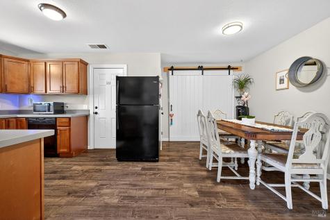 1481 North Street Santa Rosa CA 95404