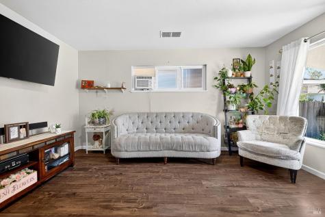 1481 North Street Santa Rosa CA 95404