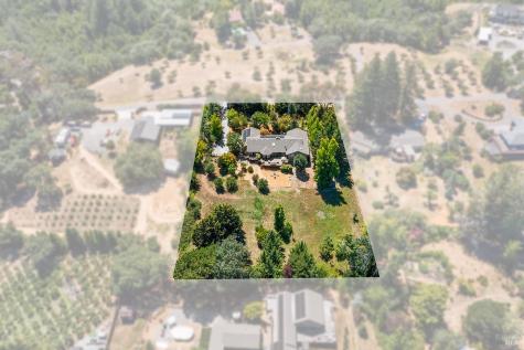 7595 Giusti Road Forestville CA 95436