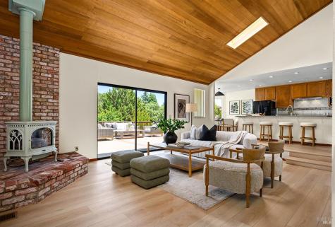 7595 Giusti Road Forestville CA 95436