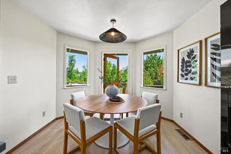 7595 Giusti Road Forestville CA 95436