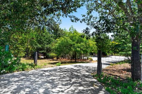 7595 Giusti Road Forestville CA 95436