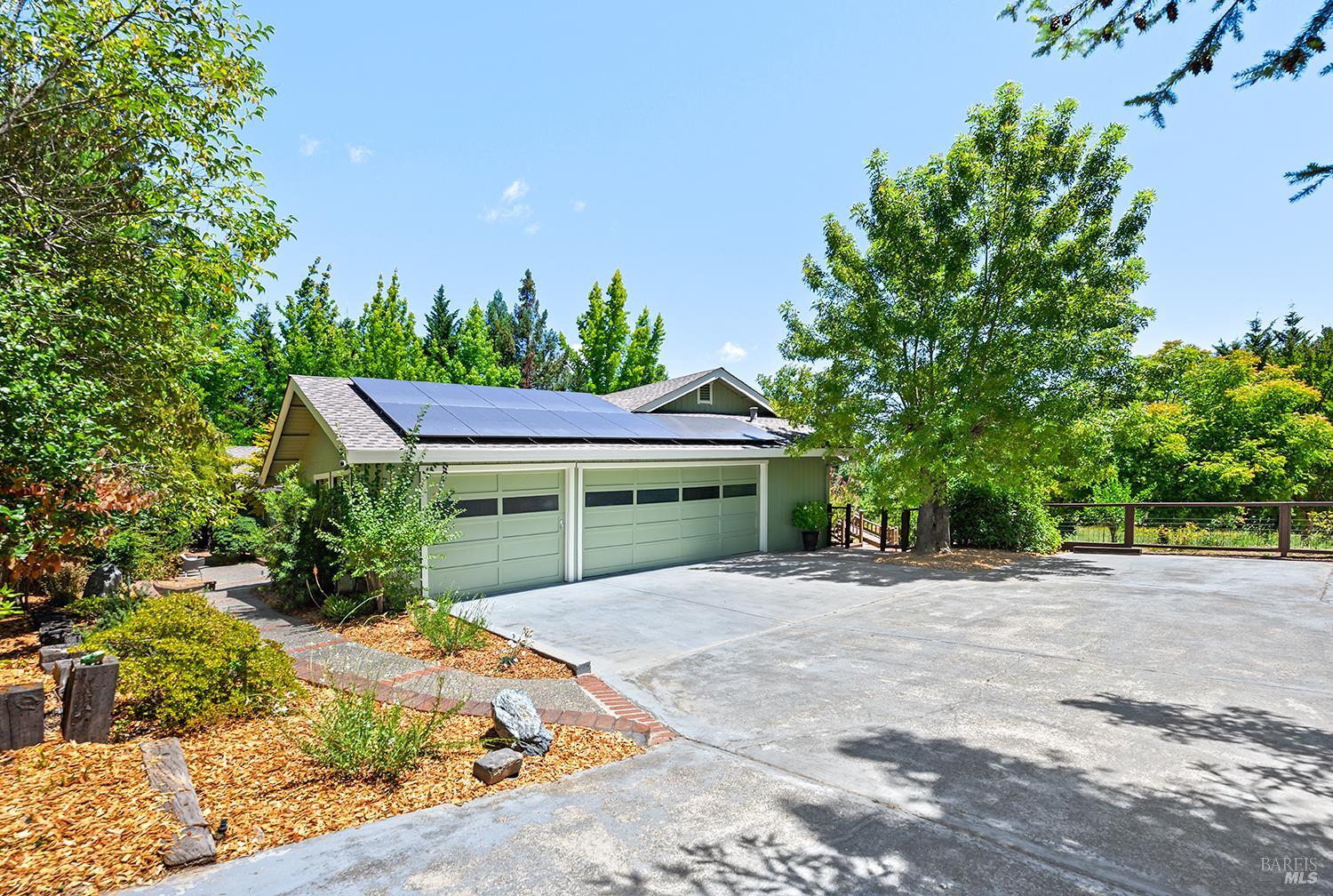 7595 Giusti Road Forestville CA 95436