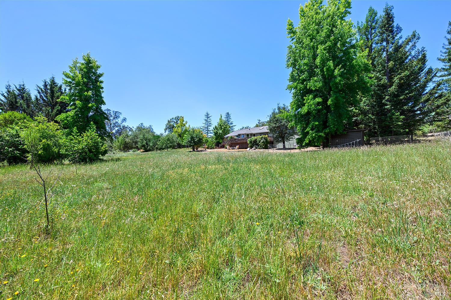 7595 Giusti Road Forestville CA 95436