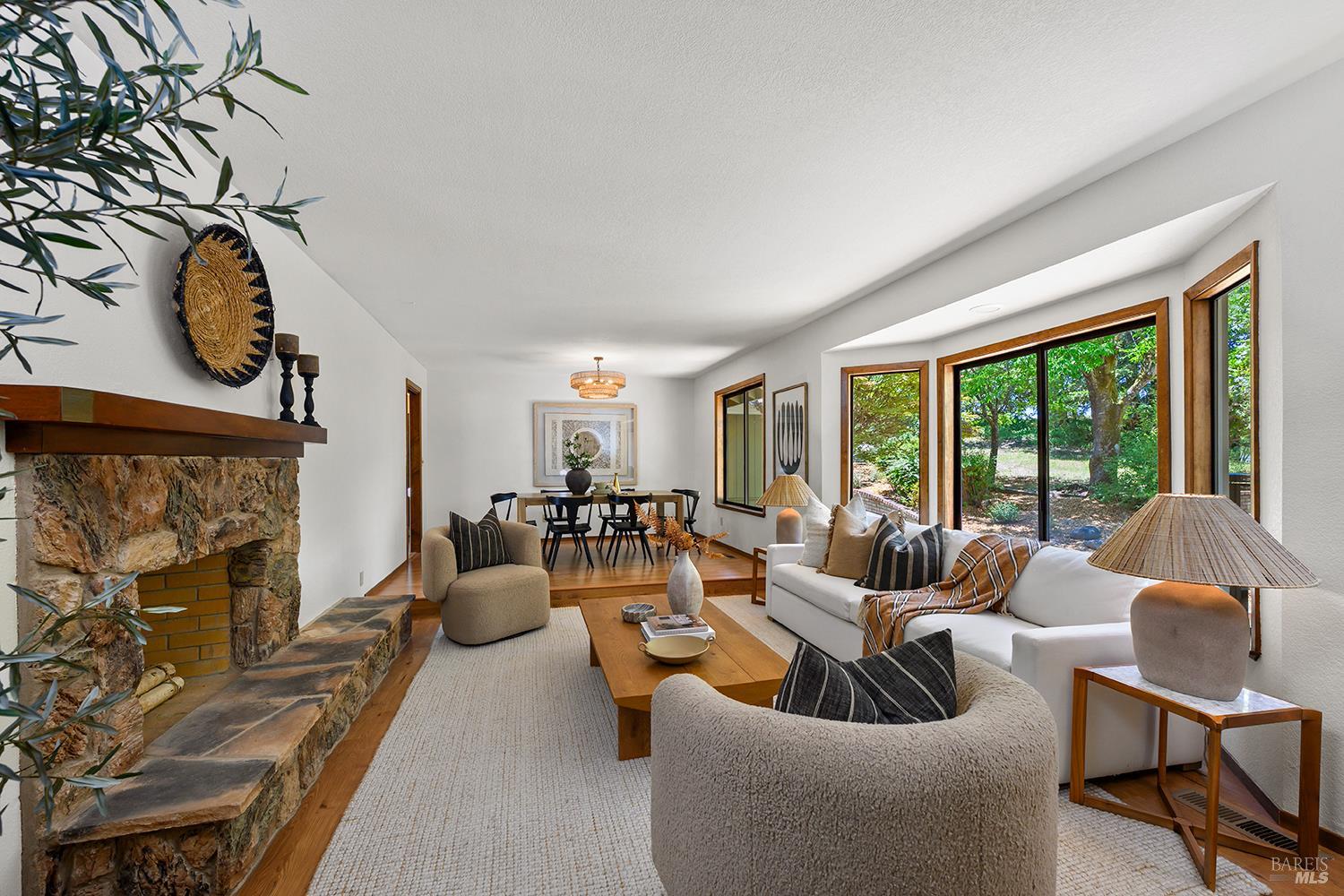 7595 Giusti Road Forestville CA 95436