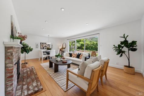 44 Robinhood Drive San Rafael CA 94901