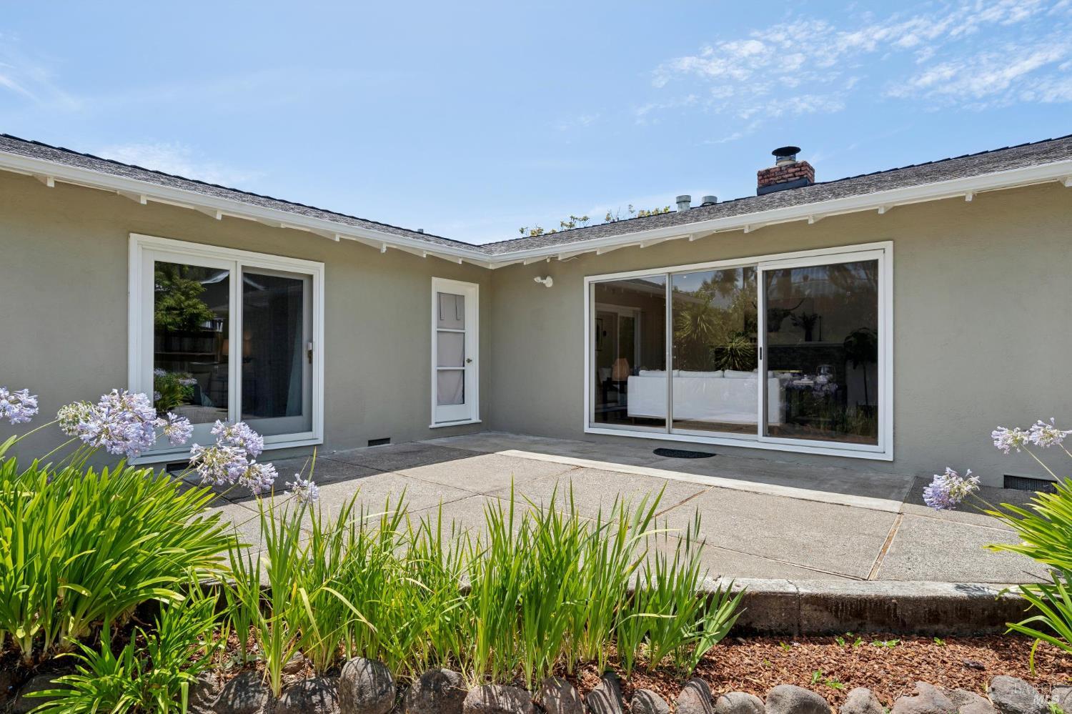 44 Robinhood Drive San Rafael CA 94901