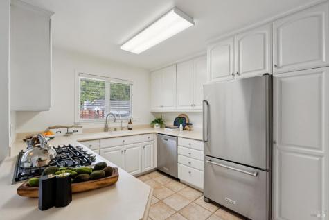 44 Robinhood Drive San Rafael CA 94901