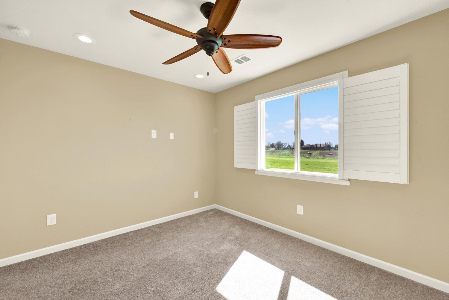 9862 Whalen Road Wallace CA 95252