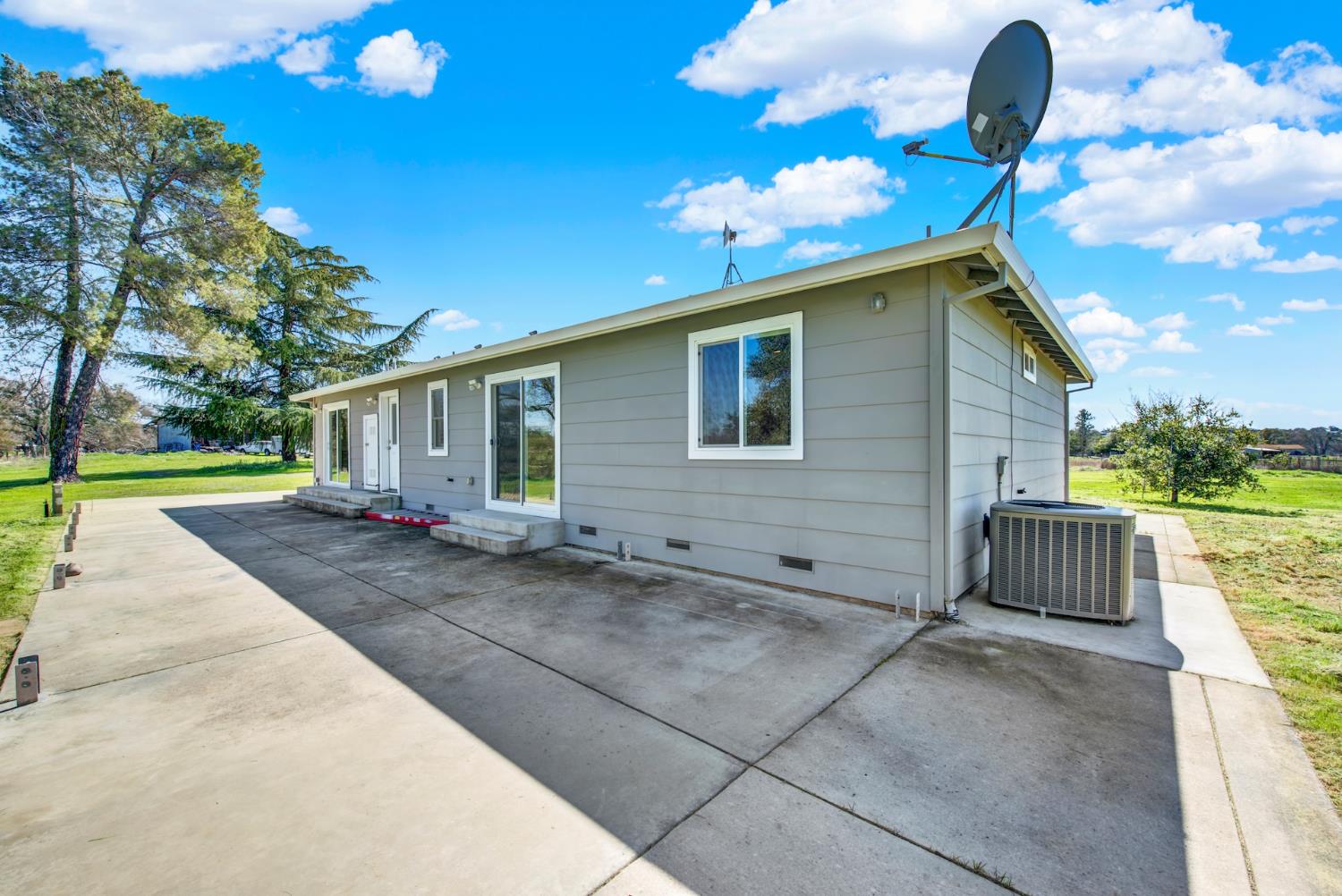 9862 Whalen Road Wallace CA 95252