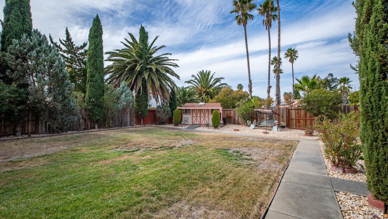 1039 Fennie Court Suisun City CA 94585