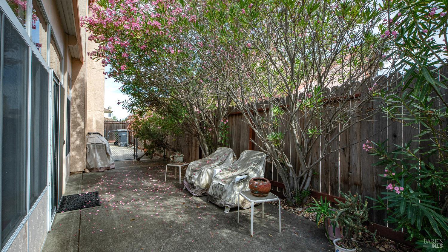 1039 Fennie Court Suisun City CA 94585