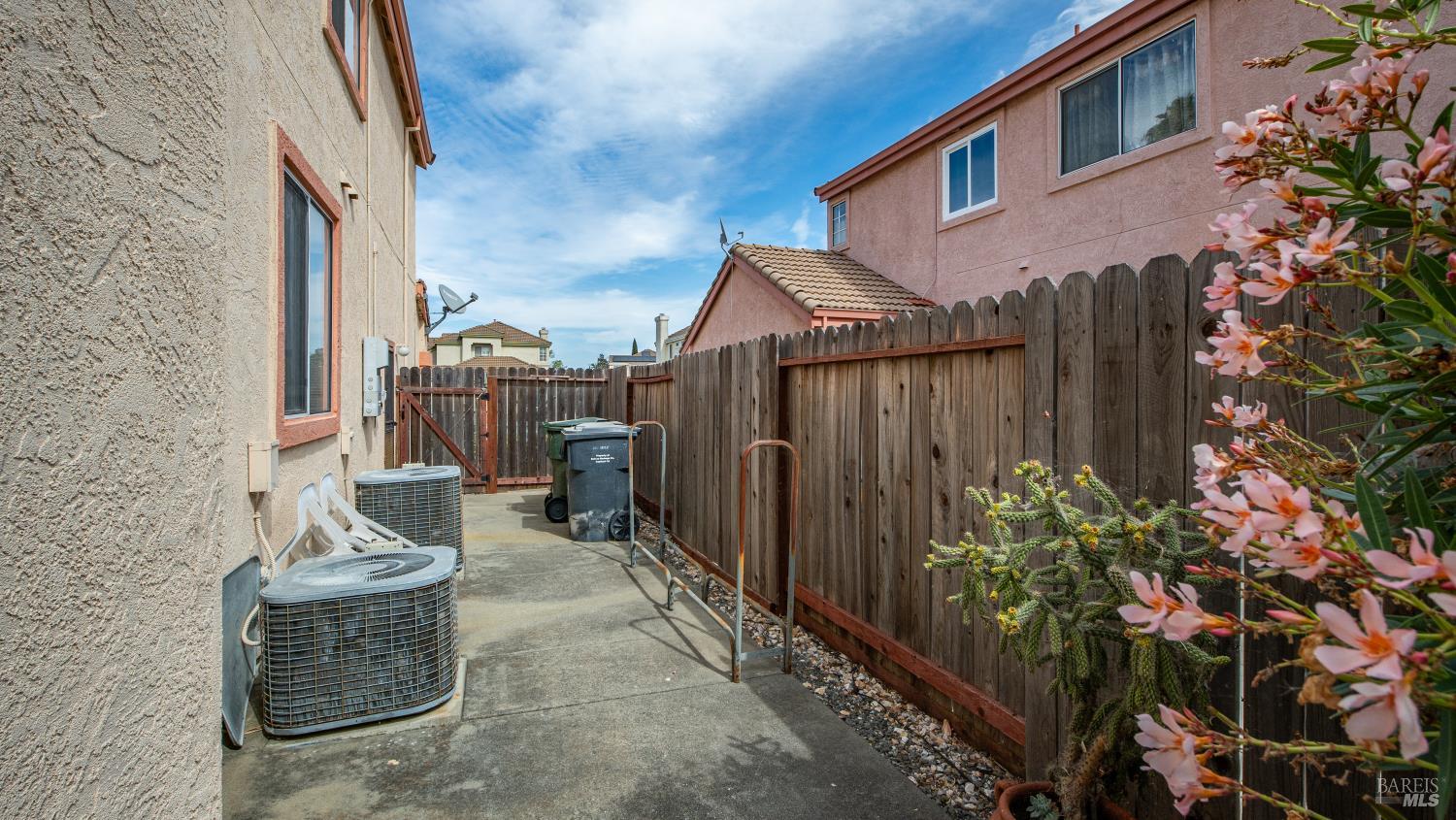 1039 Fennie Court Suisun City CA 94585