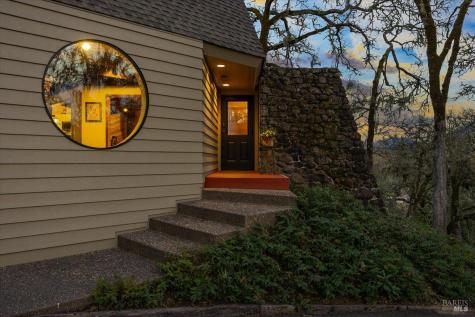 10045 Loch Haven Drive Santa Rosa CA 95404