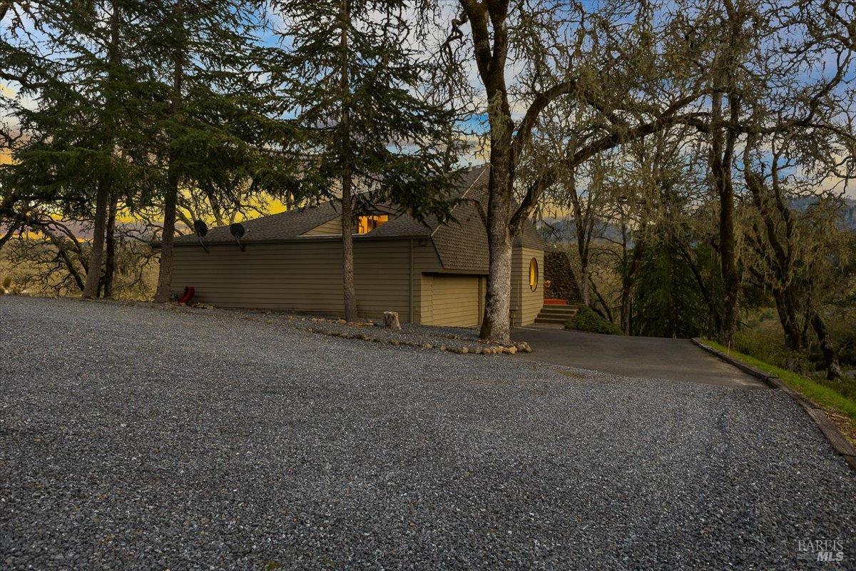 10045 Loch Haven Drive Santa Rosa CA 95404