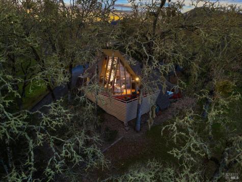 10045 Loch Haven Drive Santa Rosa CA 95404