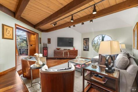 10045 Loch Haven Drive Santa Rosa CA 95404