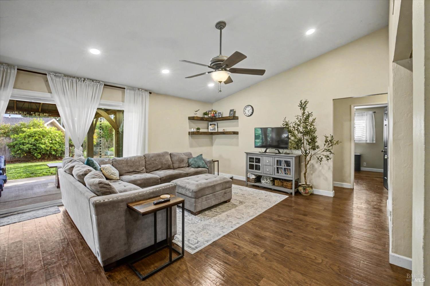 456 Marbella Lane Vacaville CA 95688