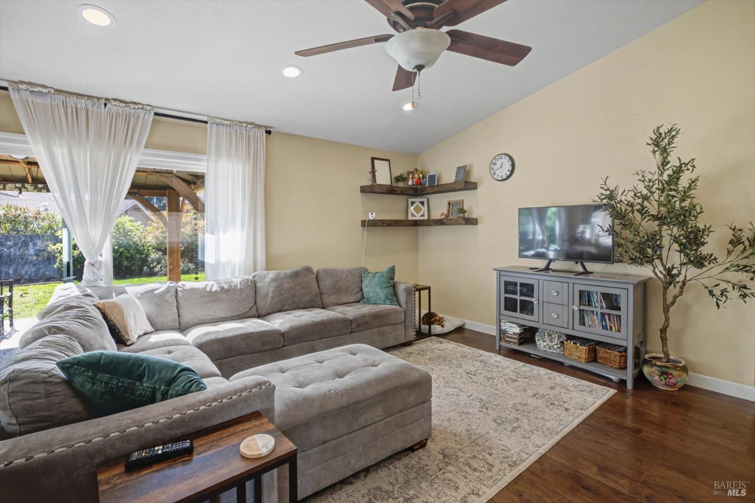 456 Marbella Lane Vacaville CA 95688